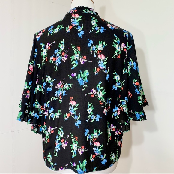 SOLD-Anthropologie Flutter Ruffled Floral Blouse - Picture 7 of 10